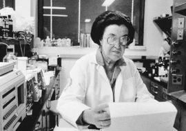 Rosalyn Yalow นักฟิสิกส์สตรีพิพิชิตรางวัลโนเบลแพทย์ศาสตร์ประจำปี ค.ศ. 1977